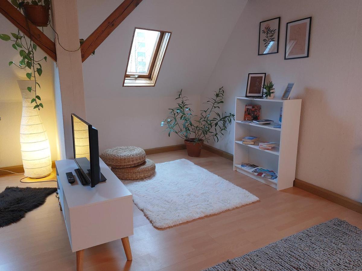 Ferienwohnung Am Salzsee Бад-Виндсхайм Экстерьер фото